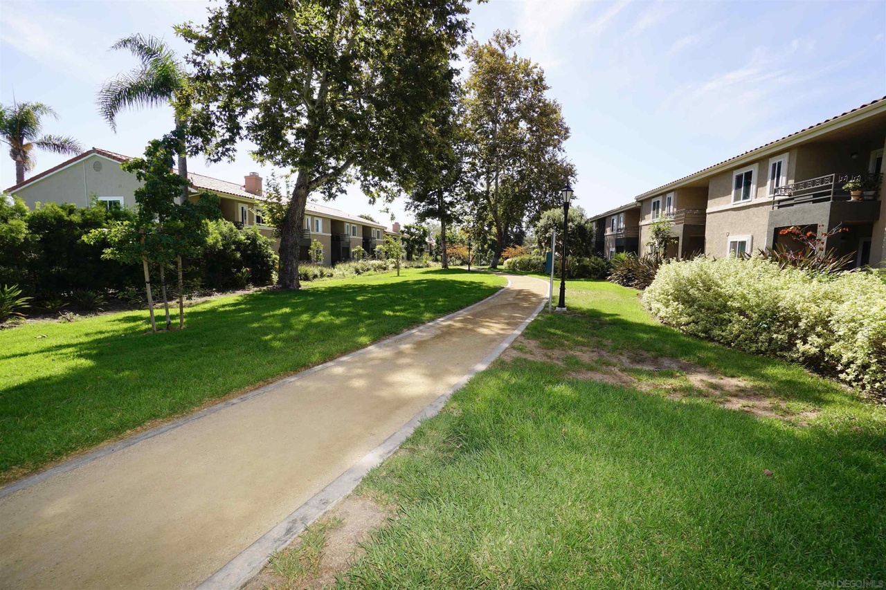 Condo sold in UTC/La Jolla Verano community, San Diego, CA 92122
